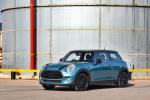 Mini Cooper Caribbean Aqua 2017 года (ZA)